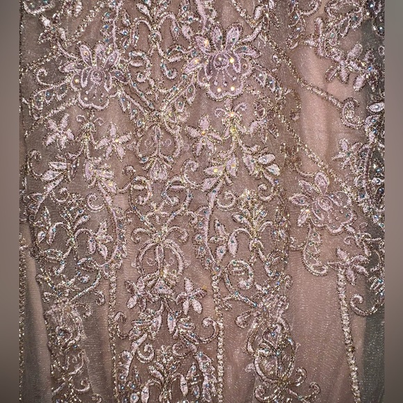 PROM DRESS - Picture 4 of 7